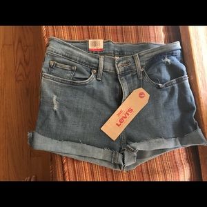 LEVIS BERMUDA SHORTS